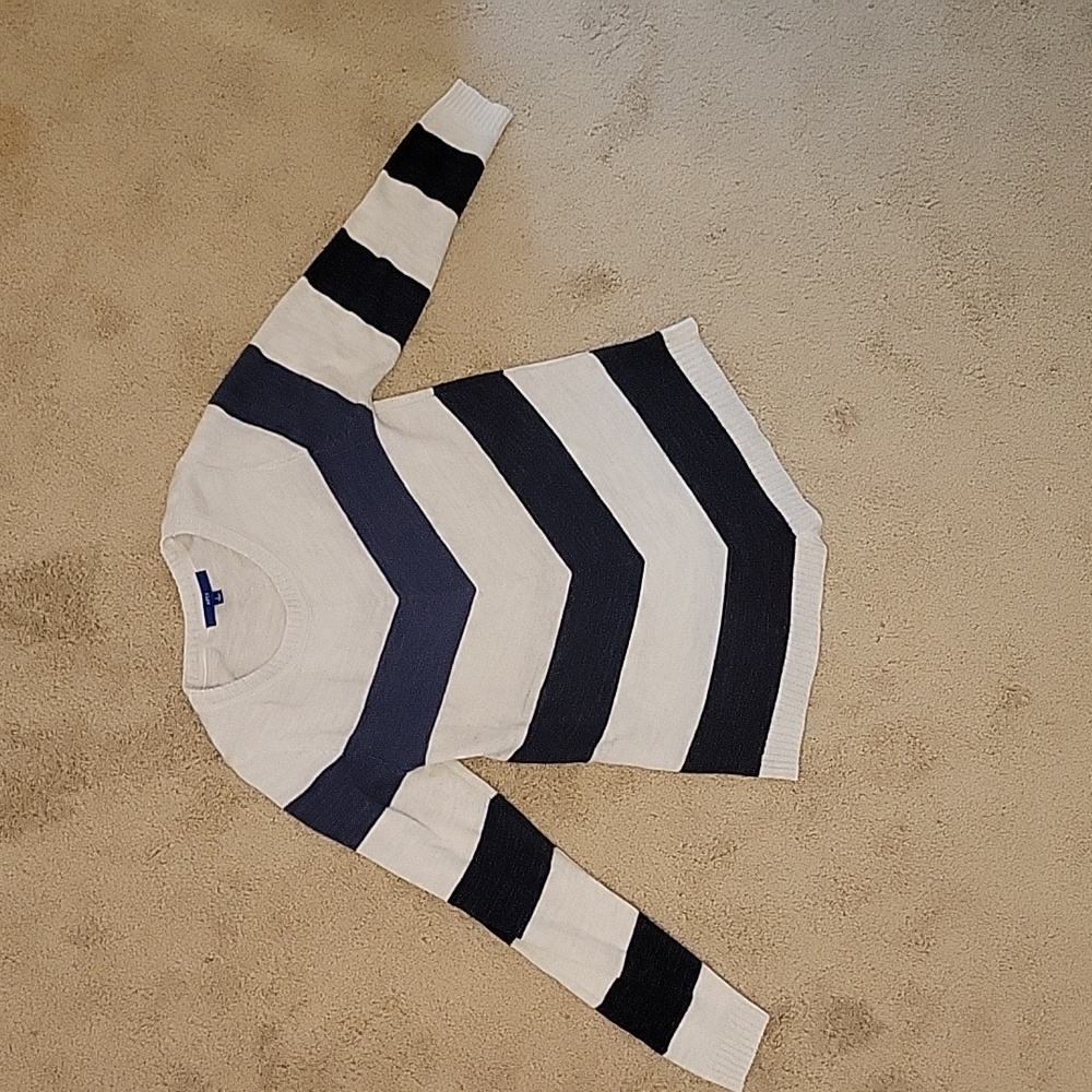 Apt 9 Large Sweater